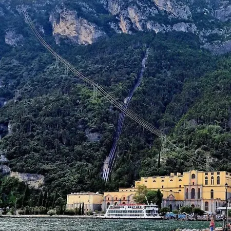 Apartment Di Fronte Al *