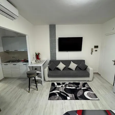 Apartment Di Fronte Al *